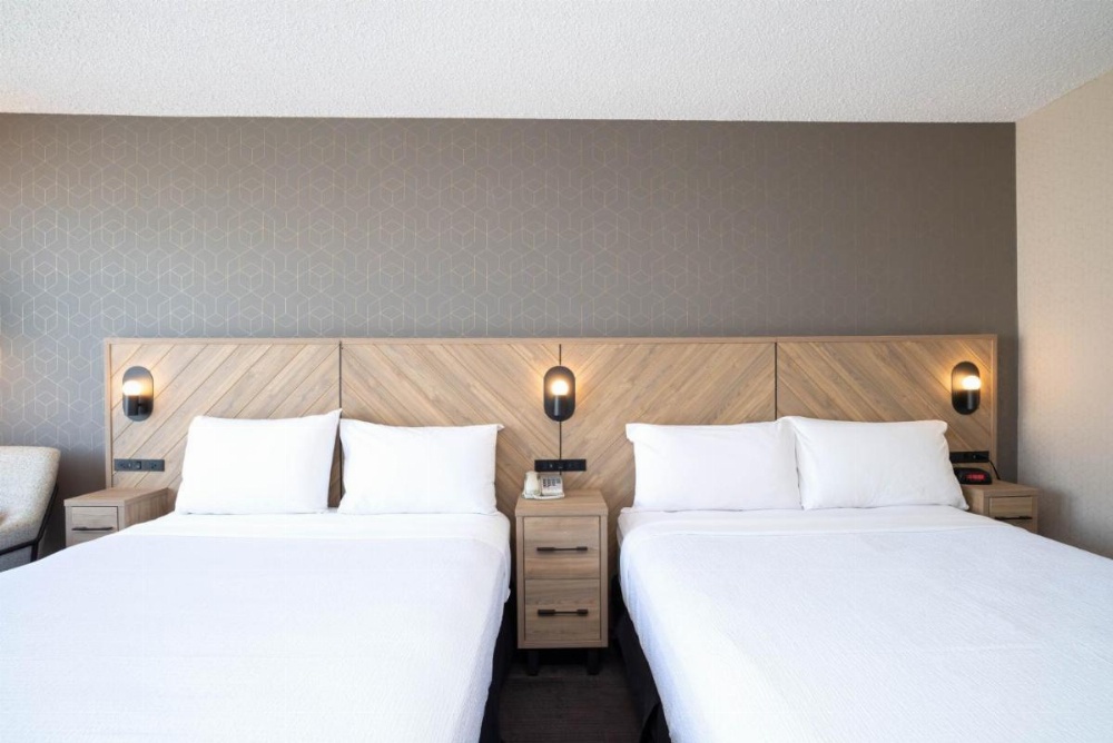 Room image 3