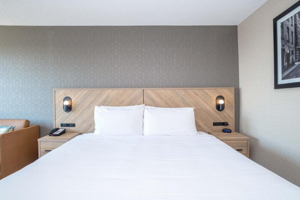 Room image 3